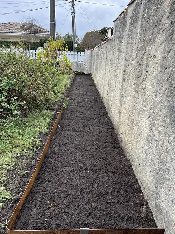 Création de jardin délimitation mérignac après